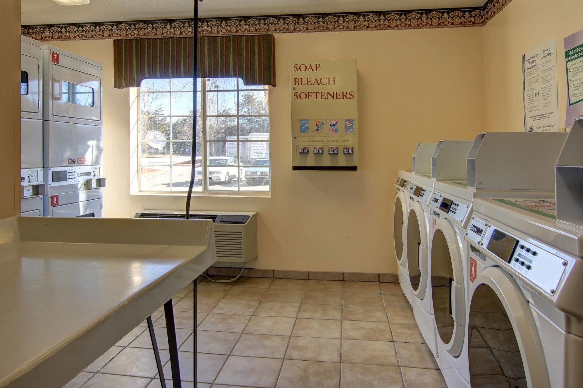 Intown Suites Extended Stay Atlanta Ga - Snellville Zewnętrze zdjęcie